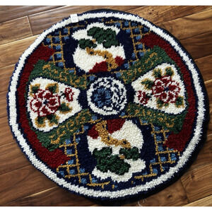 Vtg Imari Latch Hook Shag Rug Round Asian Japanese Maximalist Boho Wall Art Hang
